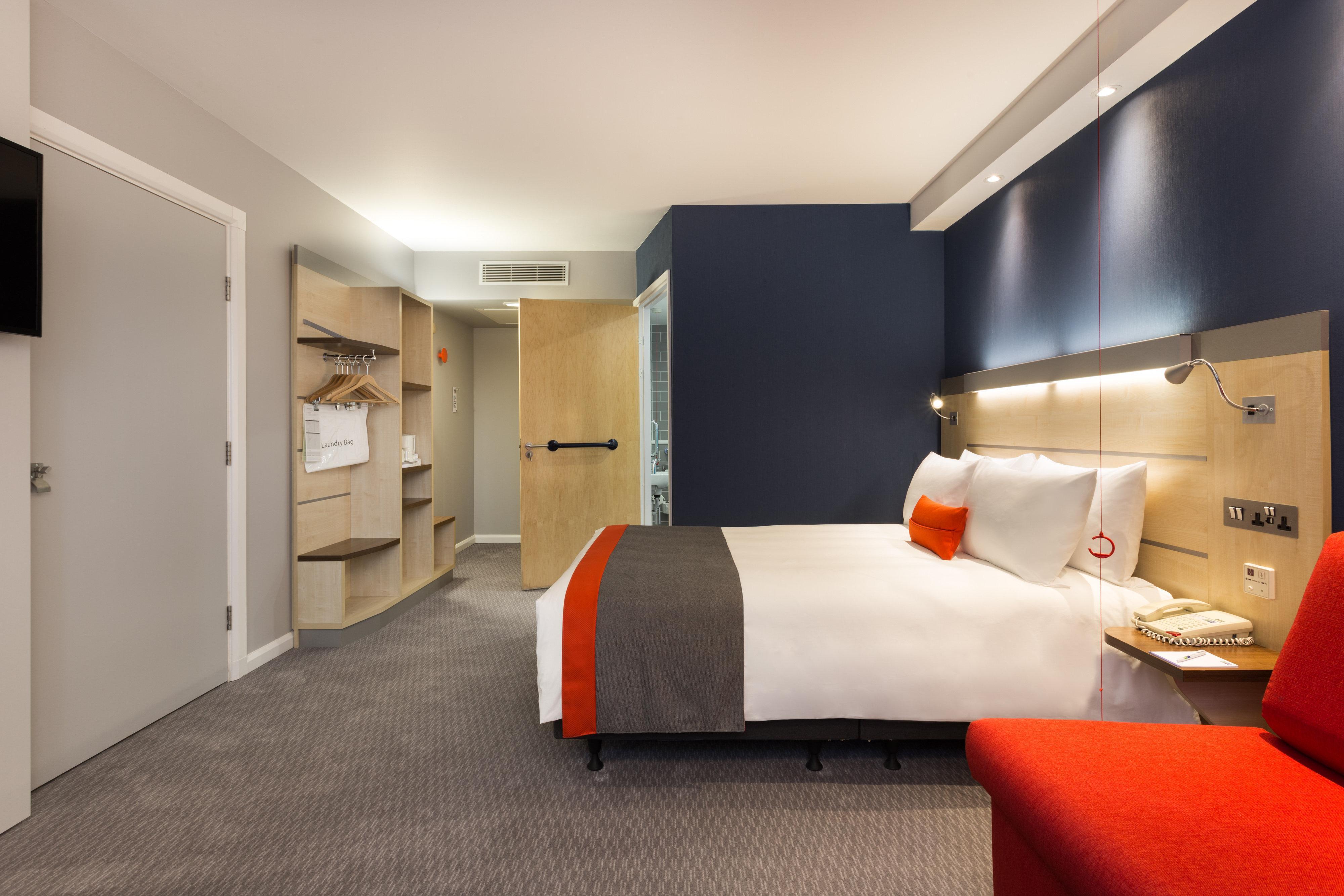 Holiday Inn Express London - Watford Junction By Ihg Room photo