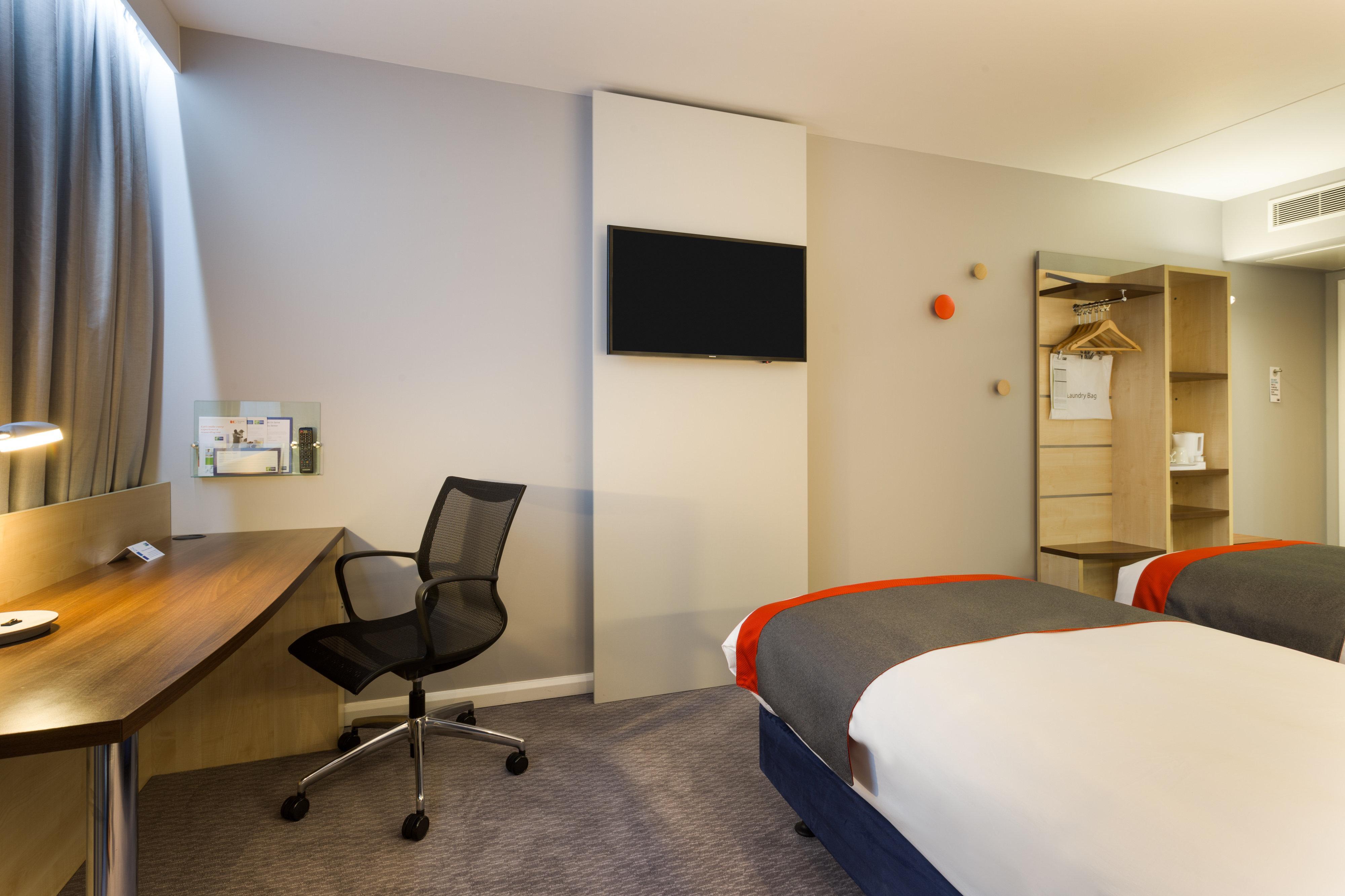 Holiday Inn Express London - Watford Junction By Ihg Room photo