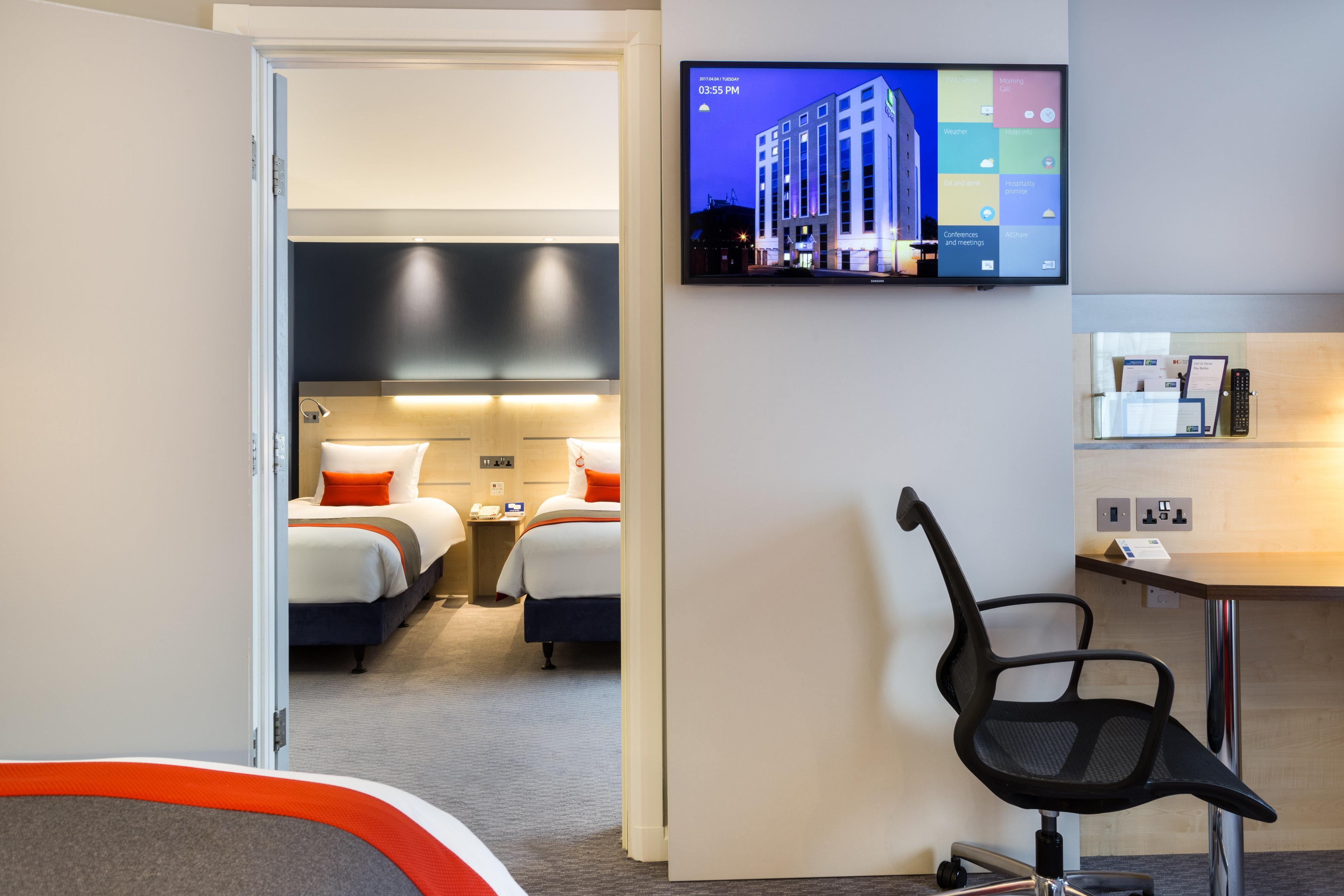 Holiday Inn Express London - Watford Junction By Ihg Room photo