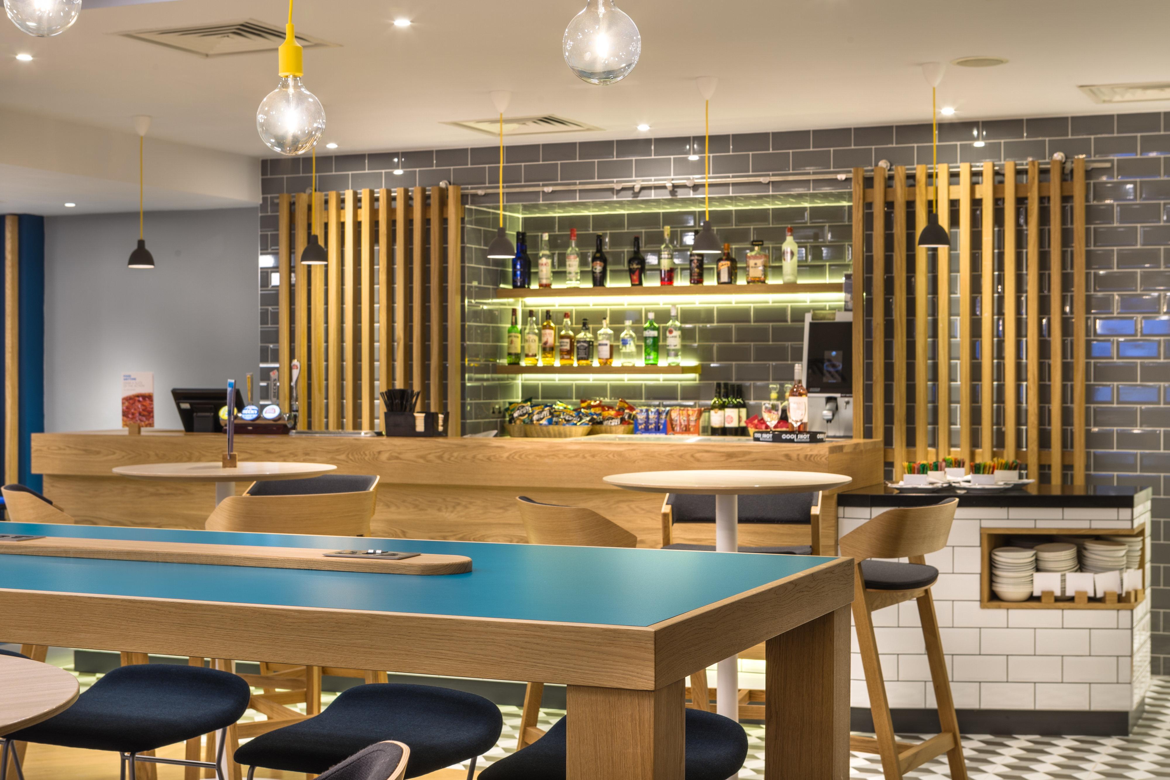Holiday Inn Express London - Watford Junction By Ihg Facilities photo