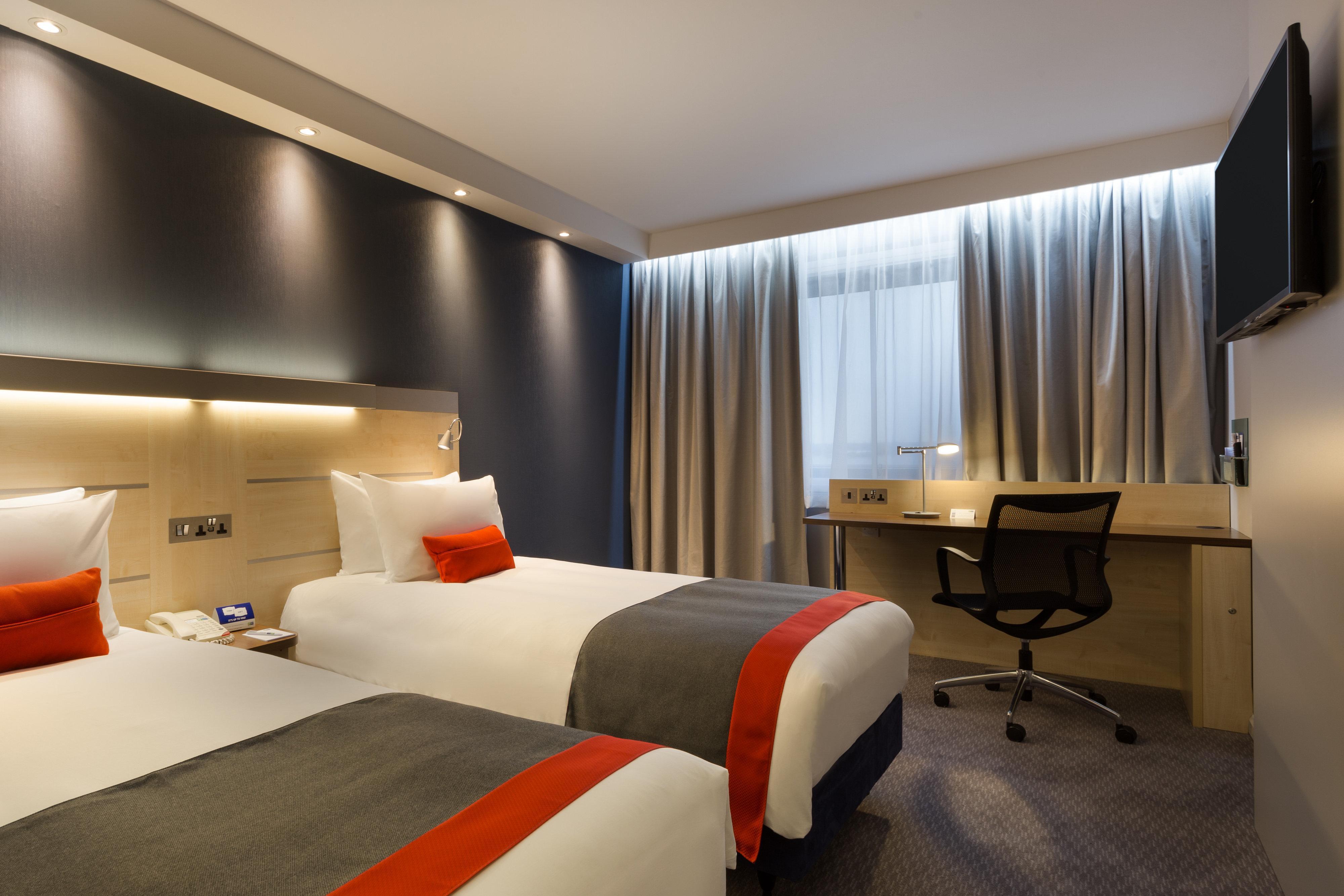 Holiday Inn Express London - Watford Junction By Ihg Room photo